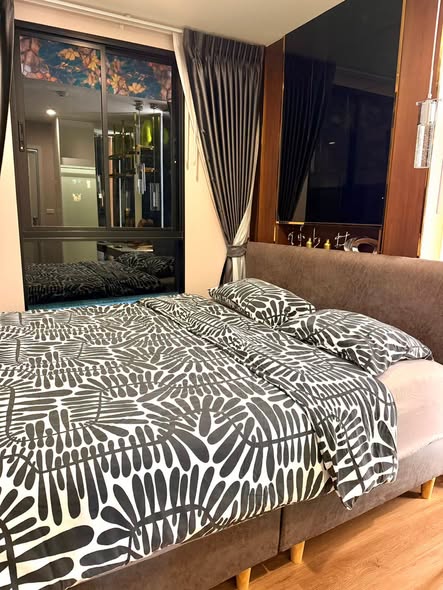 bedroom of The Tree On nut Station