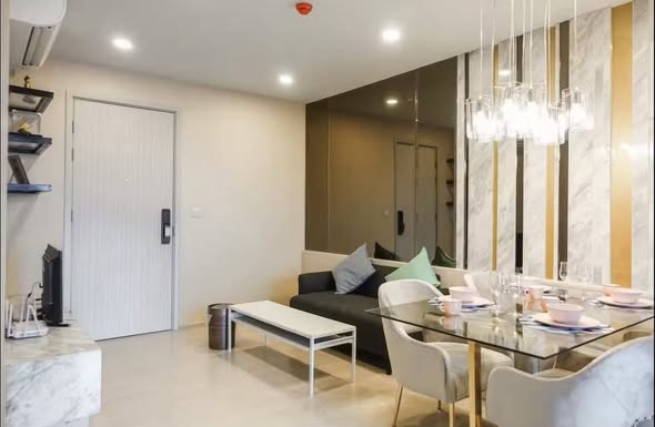 living room and room interior of The Tree Sukhumvit 64