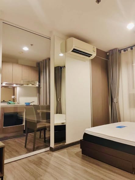 bedroom of The Trust Condo @BTS Erawan