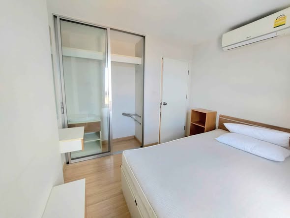bedroom of The Viva Condo Petchkasem 68
