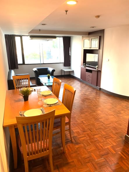 room interior of The Waterford Park