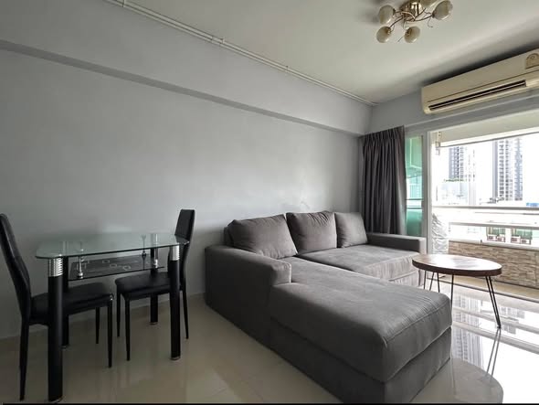 bedroom of Thong Lo Tower