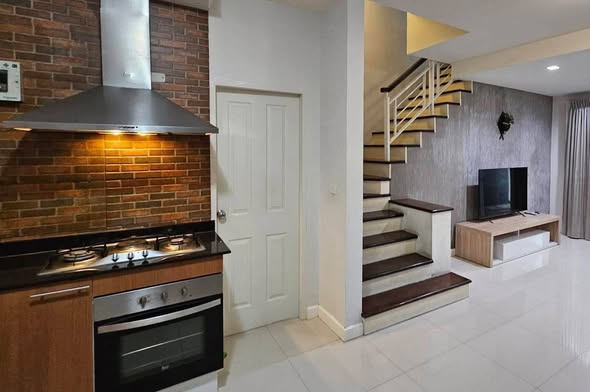 kitchen of Town Avenue Srinagarin