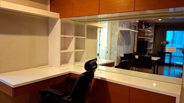 room interior of U Delight @ Huai Khwang Station