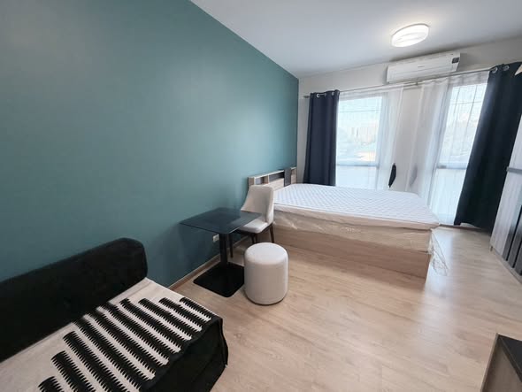 bedroom of UNiO Sukhumvit 72