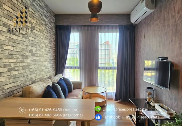 bedroom and living room of UNiO Sukhumvit 72