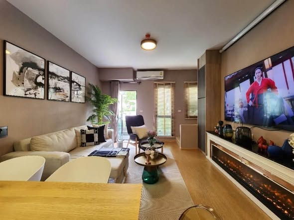 living room of UNiO Sukhumvit 72