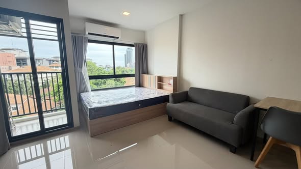 bedroom of Vay Pothisan