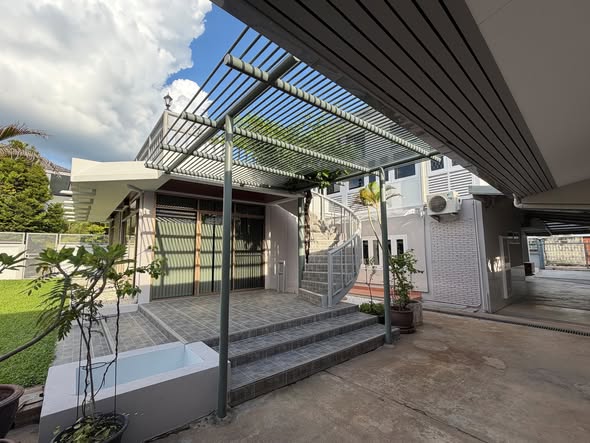 Vibhavadi Suite