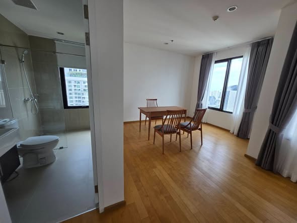 Villa Asoke Condominium