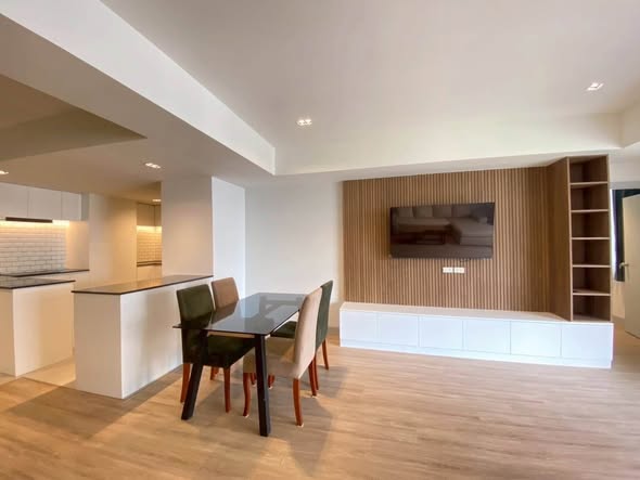 room interior and kitchen of Villa Bajaj