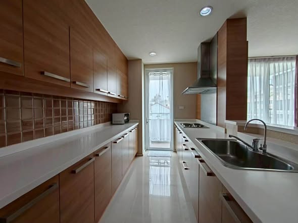 kitchen of Villa Sikhara