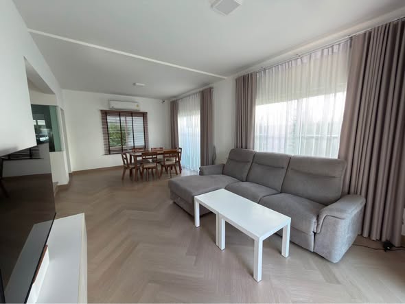 living room and bedroom of Villaggio Srinakarin-Bangna 2