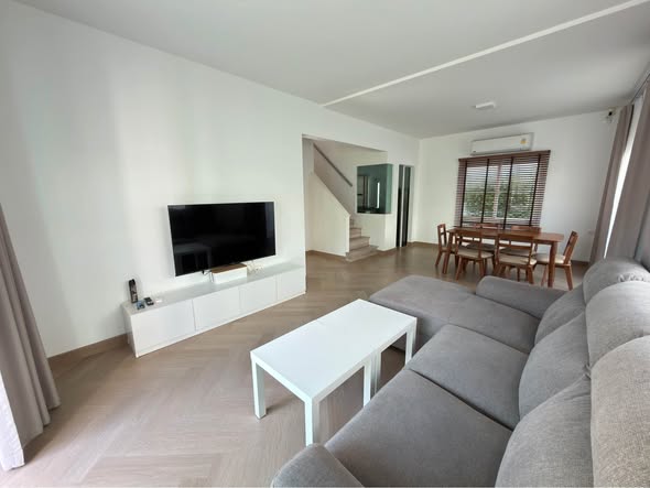 living room and bedroom of Villaggio Srinakarin-Bangna 2