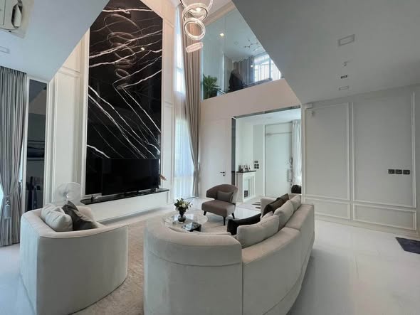 living room of VIVE เอกมัย – รามอินทรา