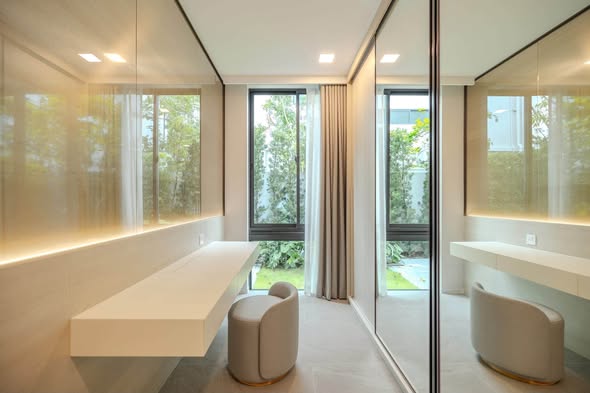 room interior and bathroom of VIVE กรุงเทพกรีฑา