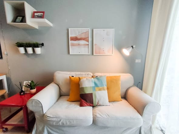 living room of VOQUE Place Sukhumvit 107 – Bearing 2 : โว้ค เพลส สุขุมวิท 107 – แบริ่ง 2
