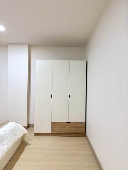 bedroom and room interior of W2 Residence