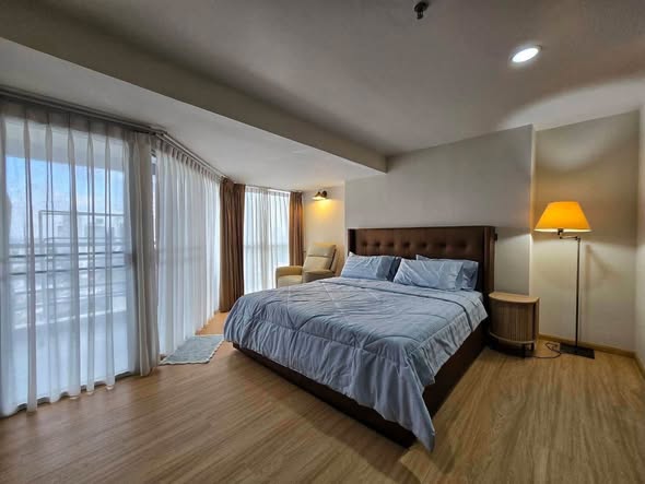 bedroom of Waterford Diamond Tower