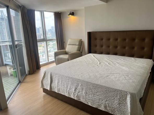 bedroom of Waterford Diamond Tower