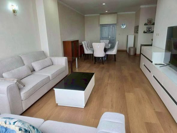 living room of Waterford Diamond Tower