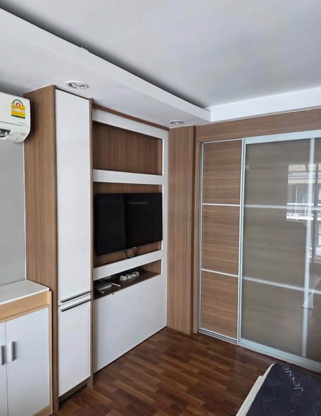 room interior of Waterford Sukhumvit 50