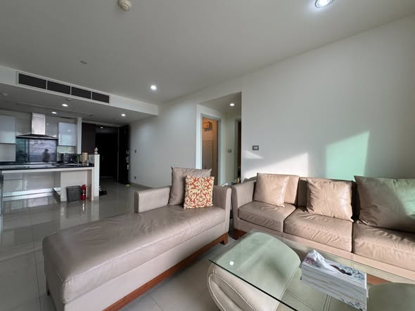 living room of Watermark Chao Phraya