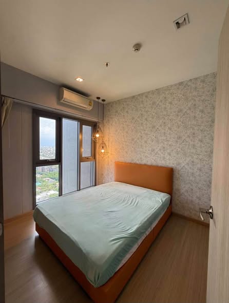 bedroom of Whizdom Connect Sukhumvit