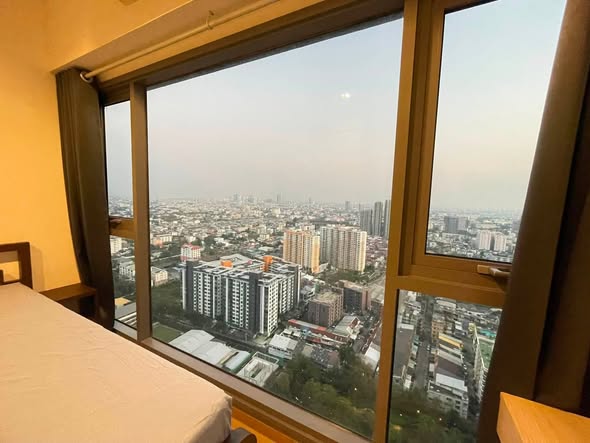 bedroom of Whizdom Connect Sukhumvit