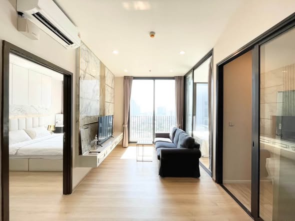 bedroom and room interior of Whizdom Essence Sukhumvit วิสซ์ดอม เอสเซ้นส์ สุขุมวิท