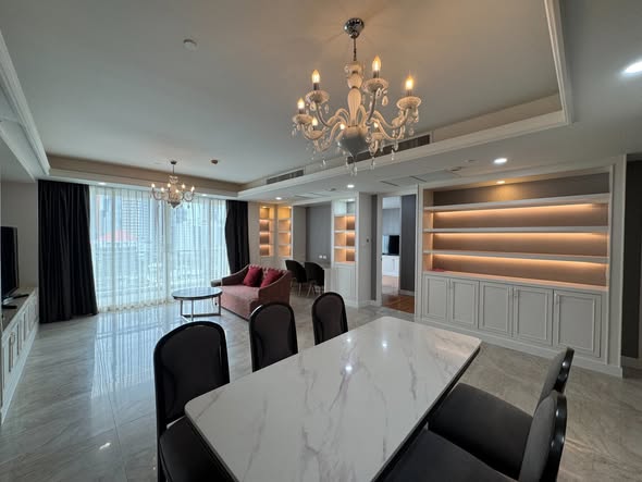 Wilshire Condominium