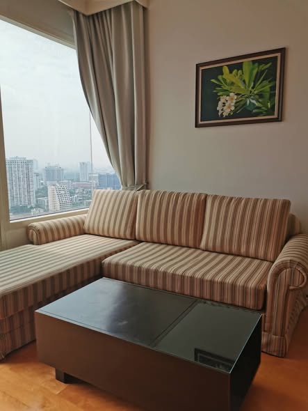 living room of Wind Ratchayothin Condominium