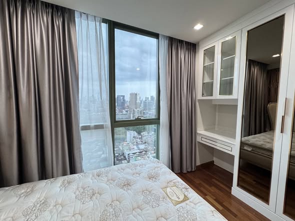 bedroom and room interior of Wish Signature II Midtown Siam