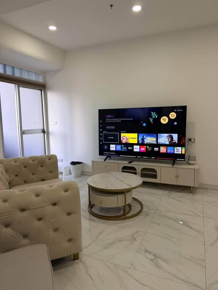 living room of Witthayu Complex