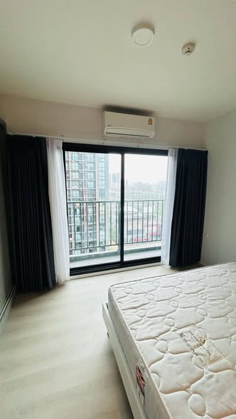 bedroom of XT Ekkamai