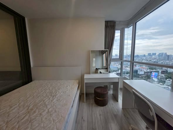 bedroom of XT HUAIKHWANG