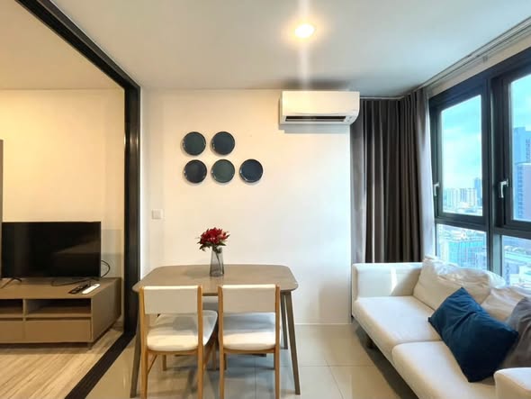 bedroom and living room of XT HUAIKHWANG