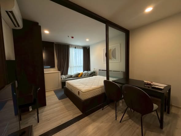 bedroom and room interior of XT HUAIKHWANG