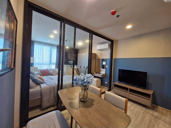 bedroom and room interior of XT HUAIKHWANG