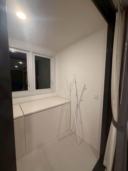 room interior and bathroom of XT HUAIKHWANG