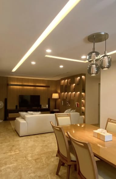 Yellow Ribbon Hills Executive Mansion