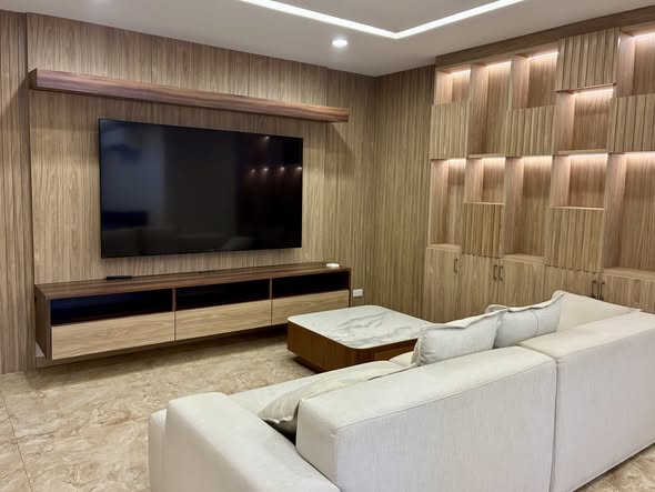 living room of Yellow Ribbon Hills Executive Mansion